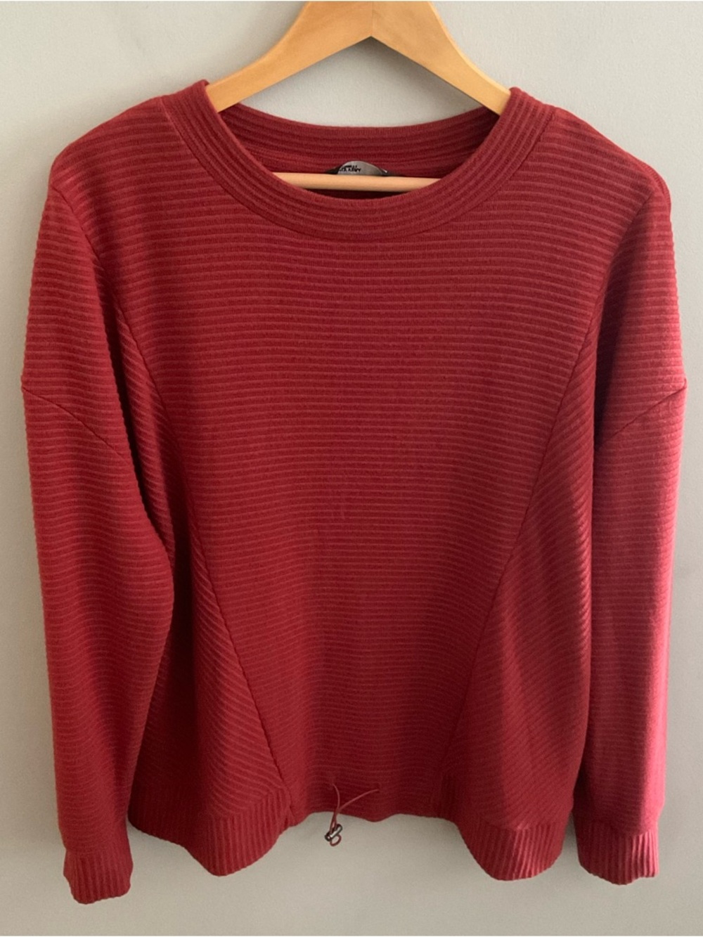 Simply Vera Vera Wang Ribbed Crewneck Sweater in Rust